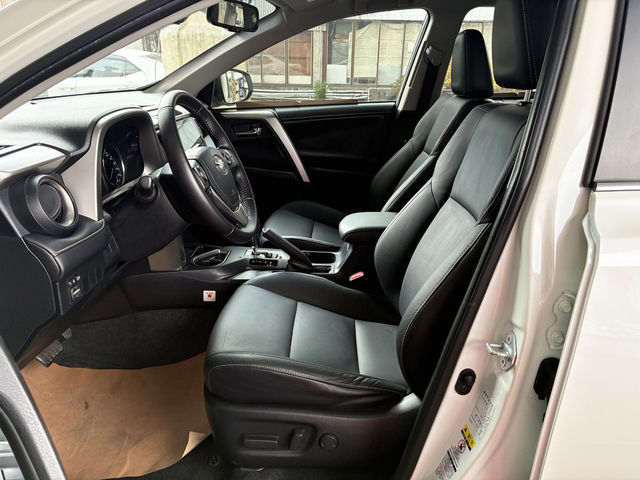 TOYOTA豐田 RAV4  第7張相片