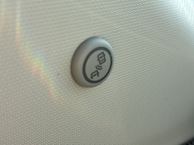 TOYOTA豐田 RAV4  第17張相片