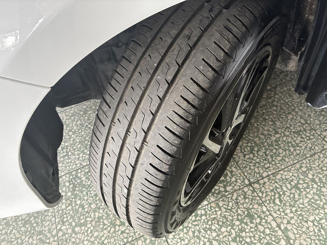 TOYOTA豐田 YARIS  第13張相片