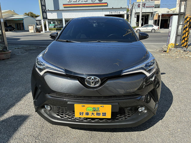 TOYOTA豐田 C-HR  第3張相片
