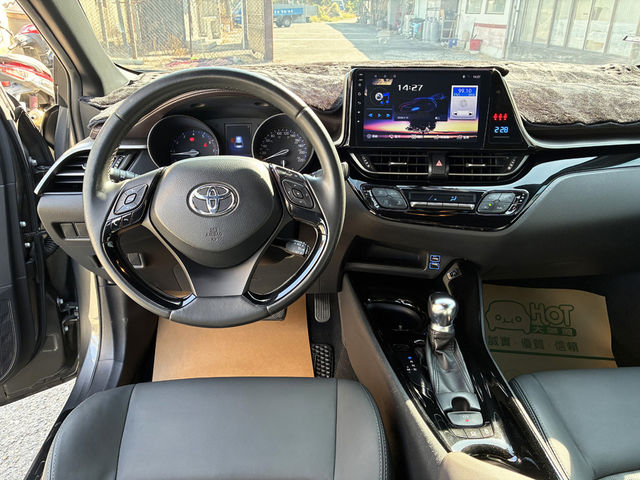 TOYOTA豐田 C-HR  第5張相片