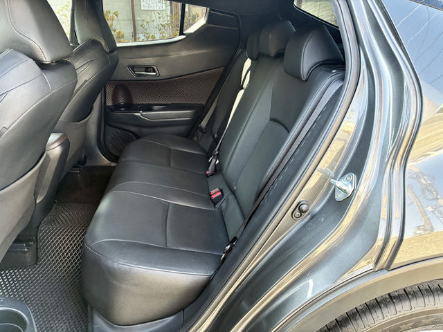 TOYOTA豐田 C-HR  第8張相片