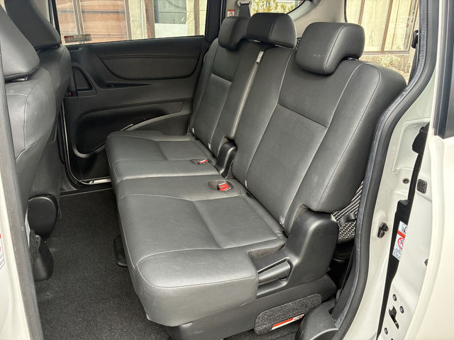 TOYOTA豐田 SIENTA  第9張相片