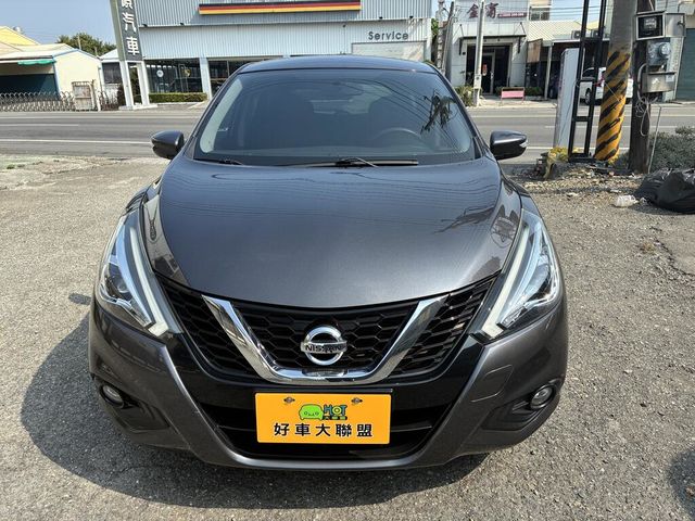 NISSAN日產 TIIDA  第3張相片