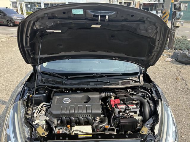 NISSAN日產 TIIDA  第6張相片