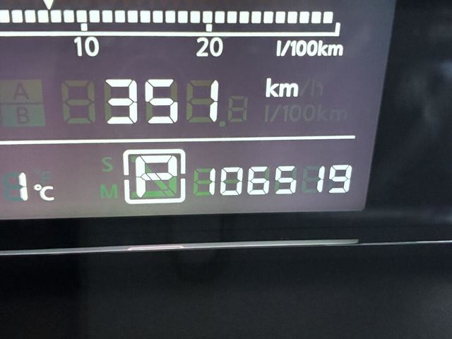 NISSAN日產 TIIDA  第9張相片