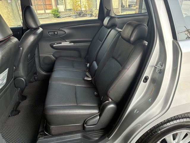 TOYOTA豐田 WISH  第8張相片