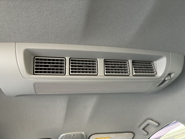 TOYOTA豐田 WISH  第17張相片