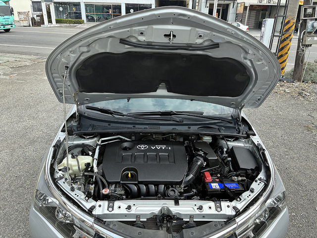 TOYOTA豐田 ALTIS  第6張相片