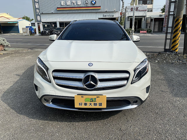 M-BENZ賓士 GLA250  第3張相片