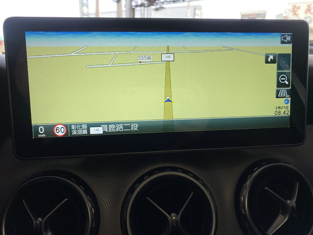 M-BENZ賓士 GLA250  第14張相片