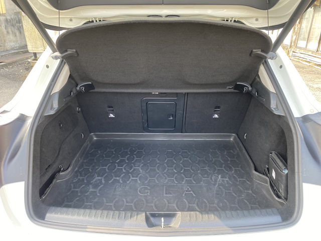 M-BENZ賓士 GLA250  第16張相片
