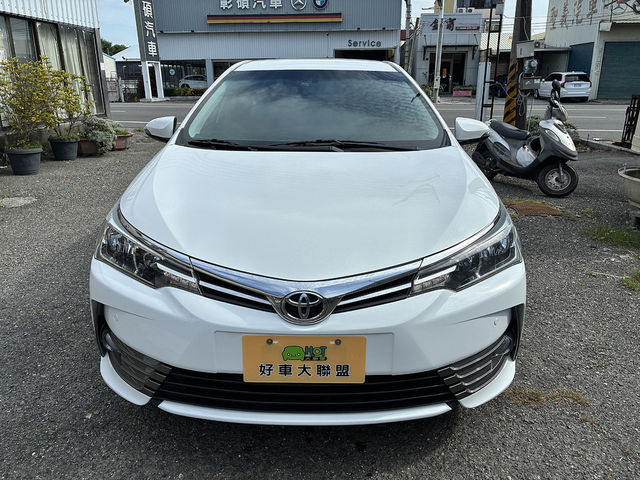 TOYOTA豐田 ALTIS  第3張相片