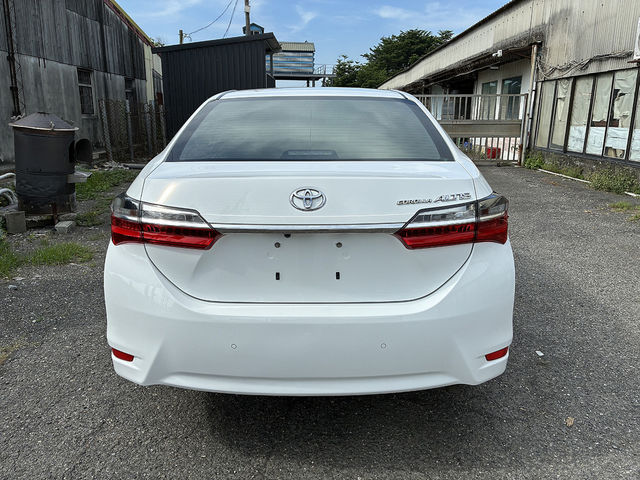 TOYOTA豐田 ALTIS  第4張相片
