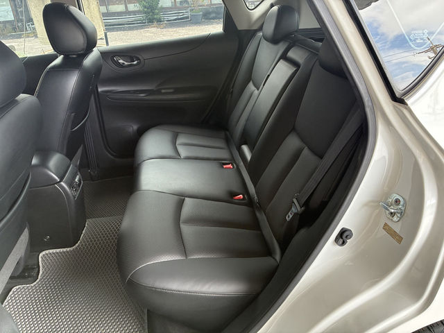 NISSAN日產 TIIDA  第8張相片