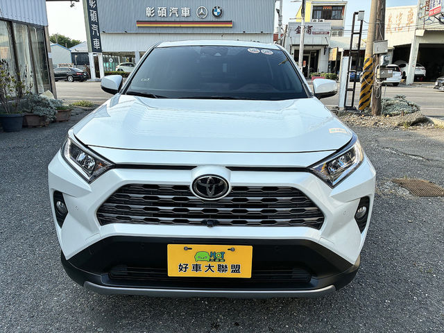 TOYOTA豐田 RAV4  第3張相片