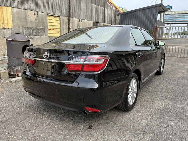 TOYOTA豐田 CAMRY  第2張相片