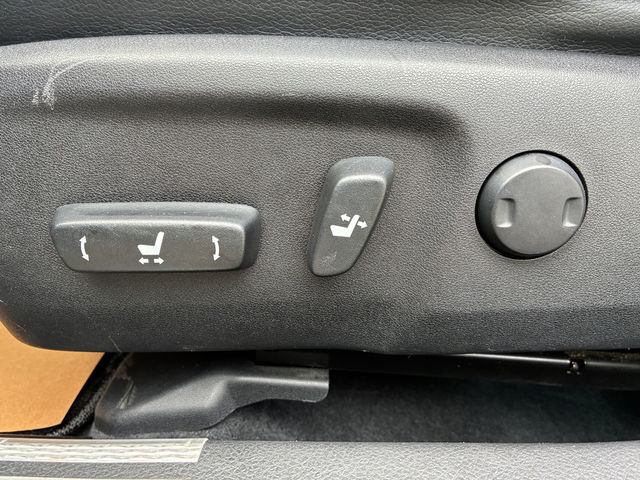 TOYOTA豐田 CAMRY  第14張相片