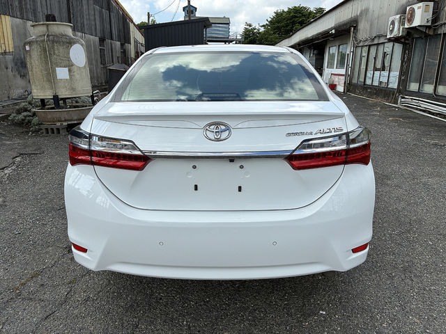 TOYOTA豐田 ALTIS  第4張相片