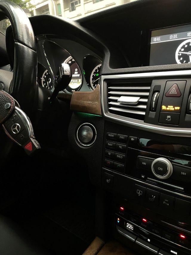 M-BENZ賓士 E350  第6張相片