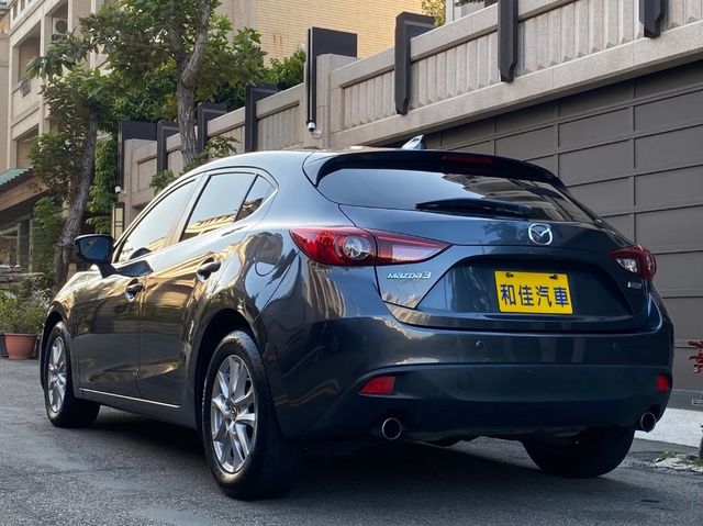 MAZDA馬自達 MAZDA 3  第7張相片