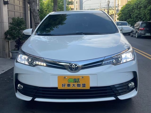 TOYOTA豐田 ALTIS  第2張相片