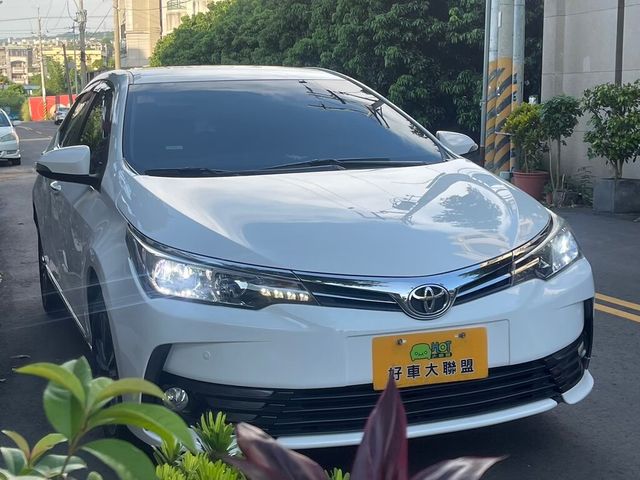 TOYOTA豐田 ALTIS  第3張相片