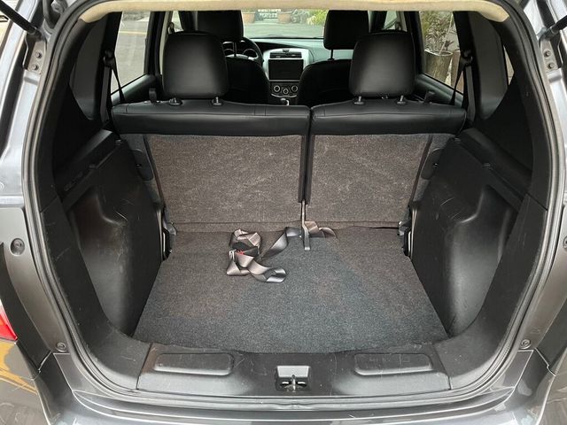 NISSAN日產 LIVINA  第13張相片
