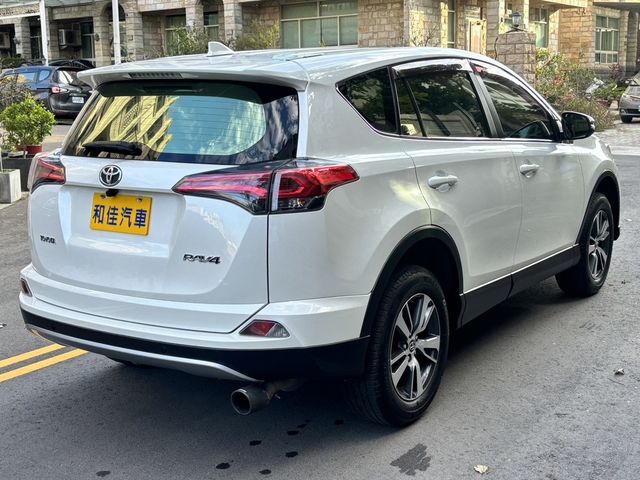 TOYOTA豐田 RAV4  第11張相片