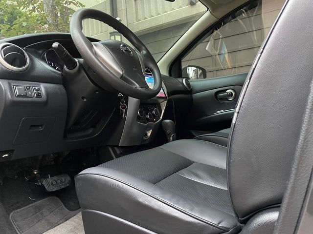 NISSAN日產 LIVINA  第3張相片