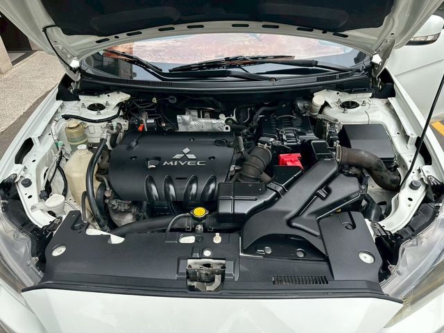 MITSUBISHI三菱 LANCER FORTIS  第10張相片