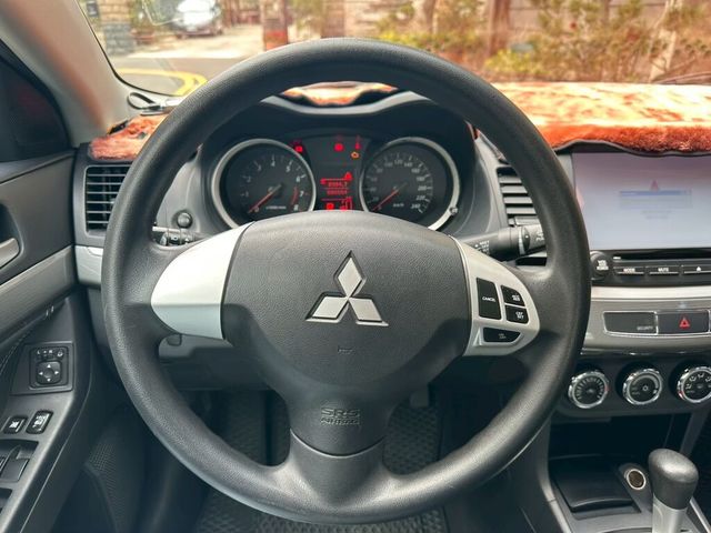 MITSUBISHI三菱 LANCER FORTIS  第12張相片