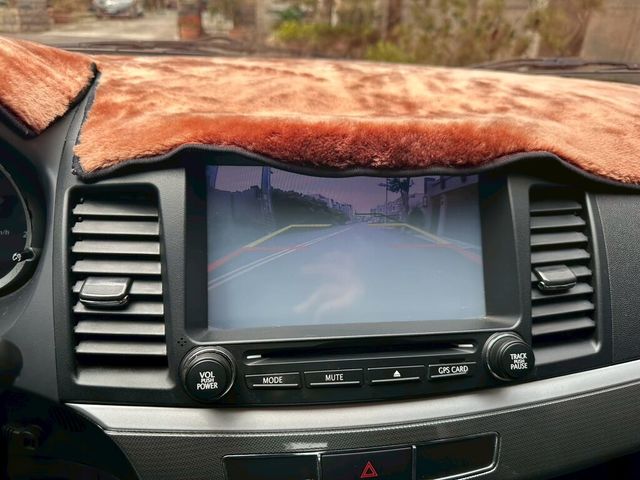 MITSUBISHI三菱 LANCER FORTIS  第14張相片