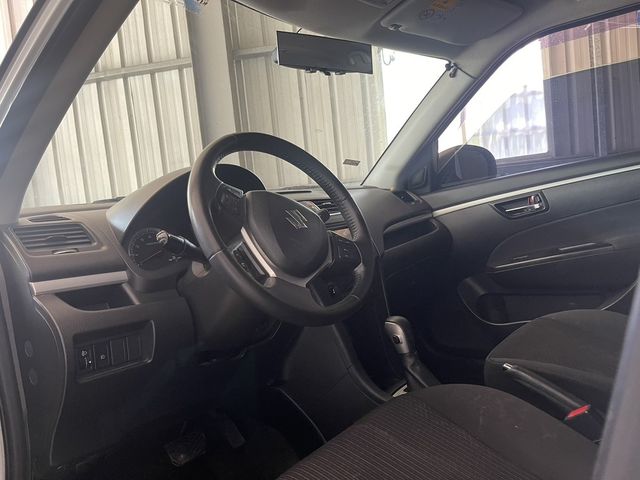 SUZUKI鈴木 SWIFT  第3張相片