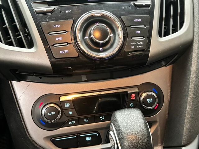 FORD福特 FOCUS  第12張相片