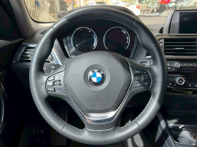 BMW寶馬 118I  第7張相片