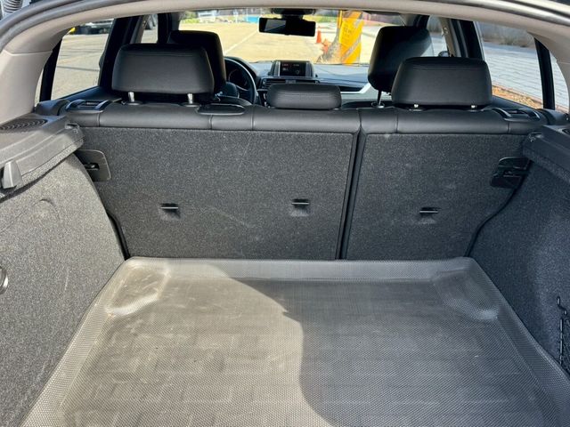 BMW寶馬 118I  第14張相片