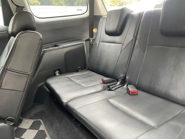 TOYOTA豐田 WISH  第5張相片