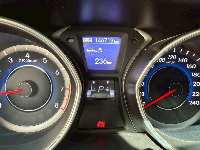 HYUNDAI現代 ELANTRA  第10張相片