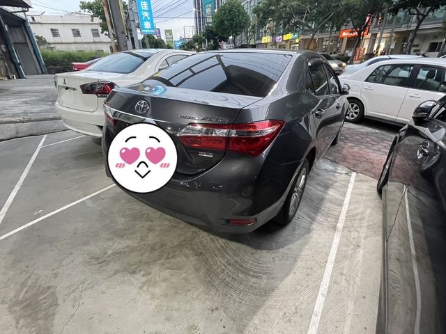TOYOTA豐田 ALTIS  第2張相片