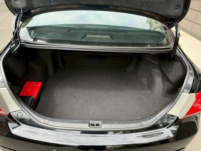 TOYOTA豐田 CAMRY  第7張相片