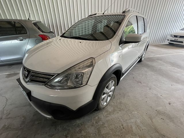 NISSAN日產 LIVINA  第3張相片