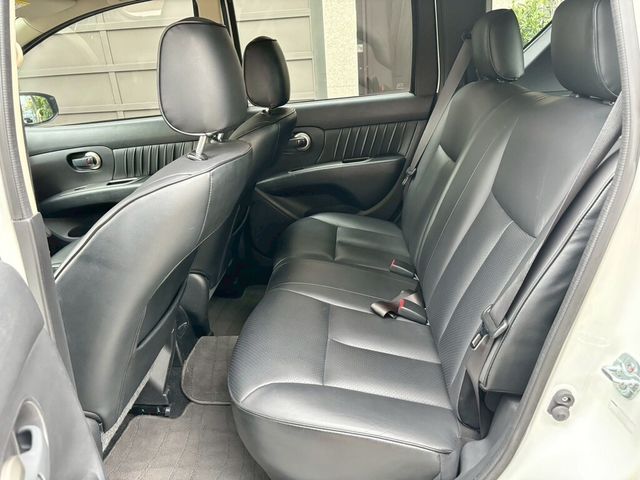 NISSAN日產 LIVINA  第9張相片