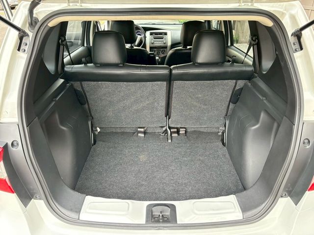 NISSAN日產 LIVINA  第10張相片