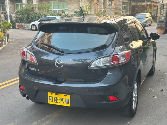 MAZDA馬自達 MAZDA 3  第5張相片