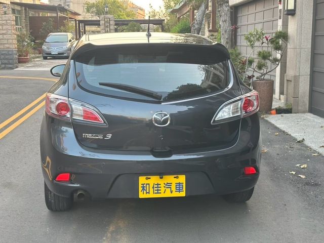 MAZDA馬自達 MAZDA 3  第6張相片