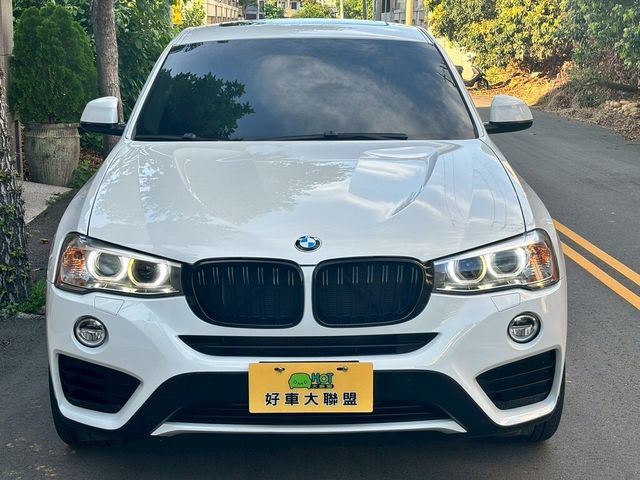 BMW寶馬 X4 XDRIVE28I  第2張相片