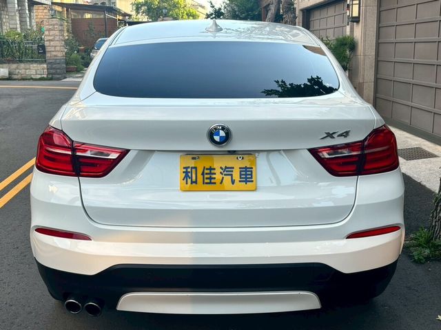 BMW寶馬 X4 XDRIVE28I  第5張相片