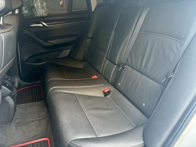 BMW寶馬 X4 XDRIVE28I  第9張相片