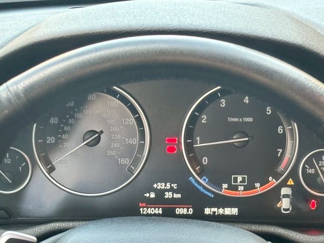 BMW寶馬 X4 XDRIVE28I  第12張相片